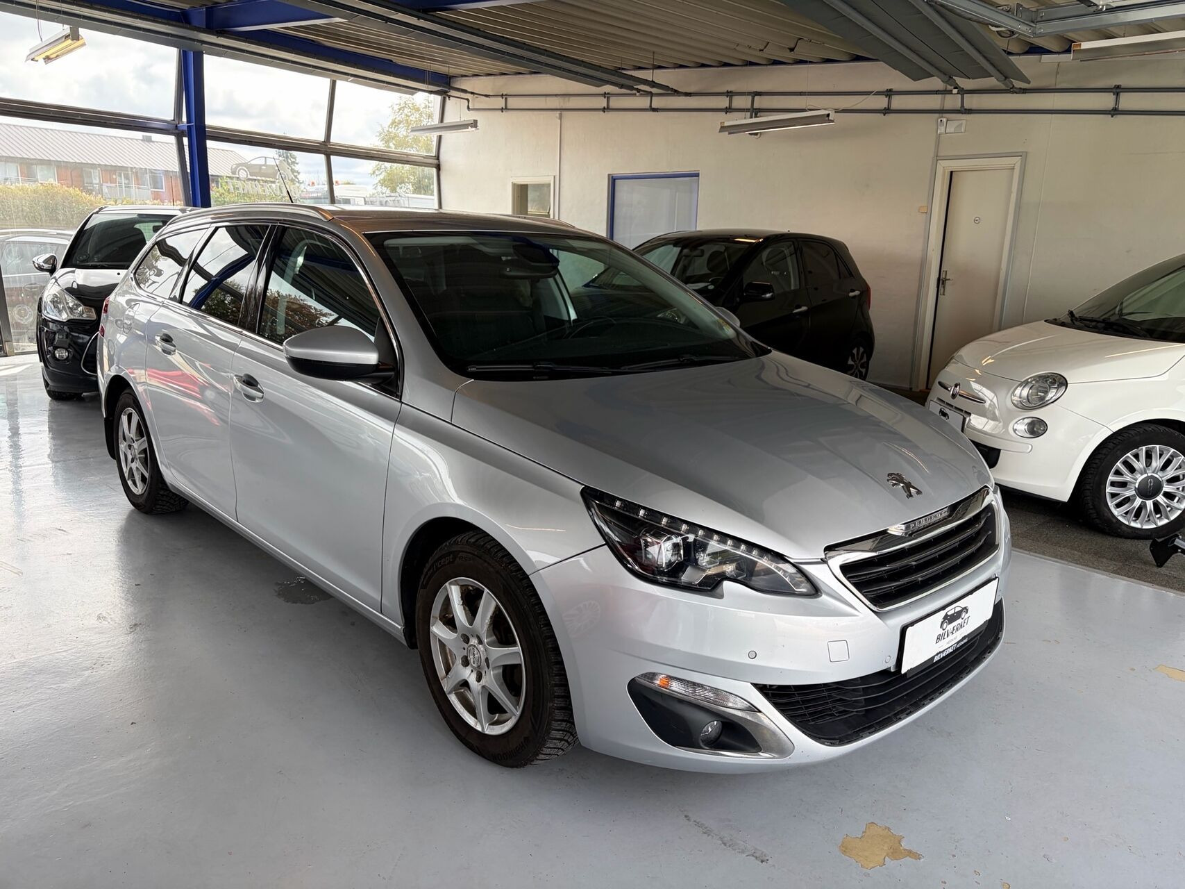 undefined Peugeot 308 fra 2015
