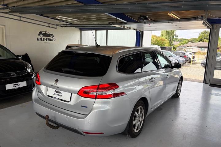 undefined Peugeot 308 fra 2015