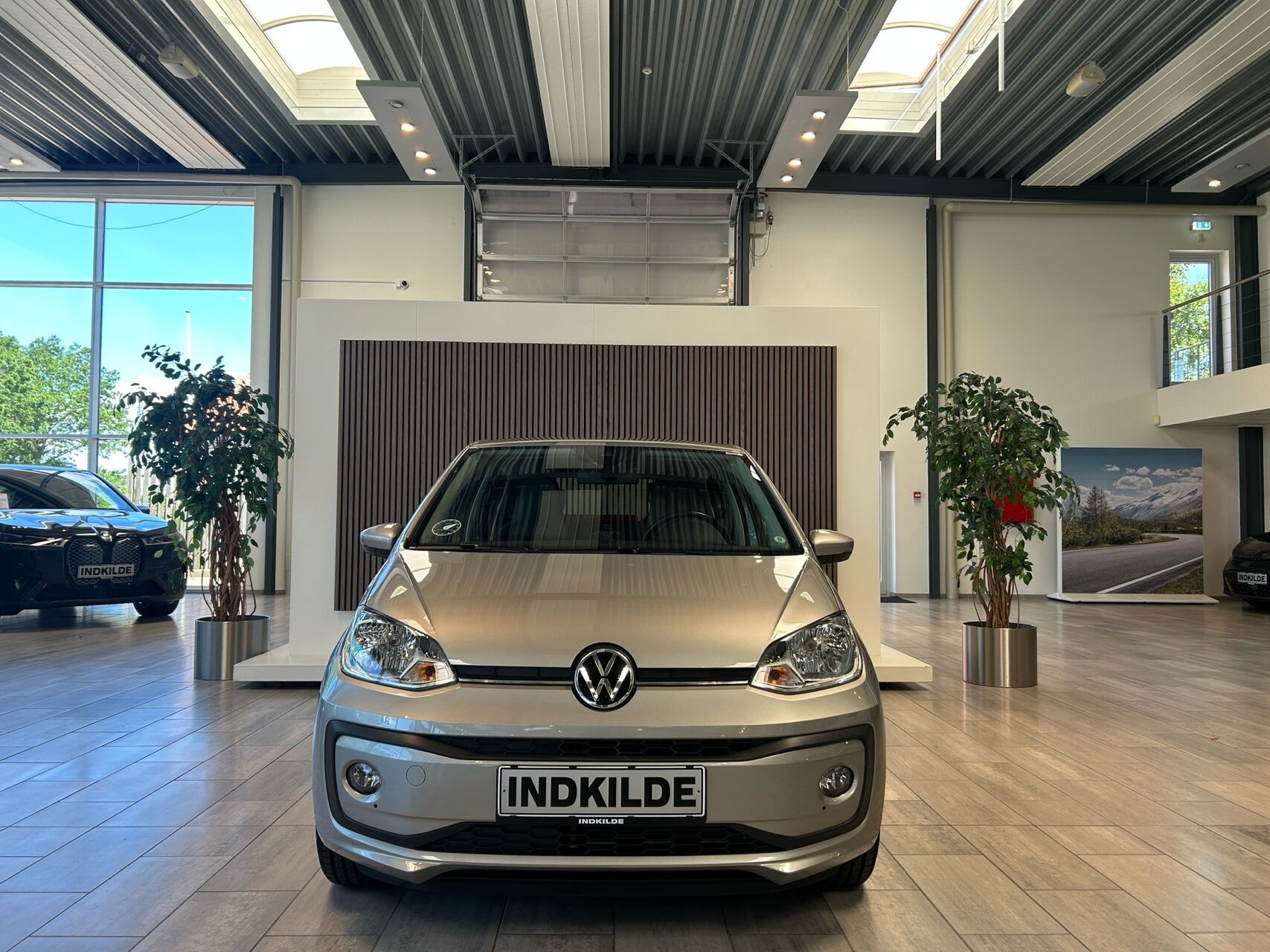 Grå VW up fra 2021