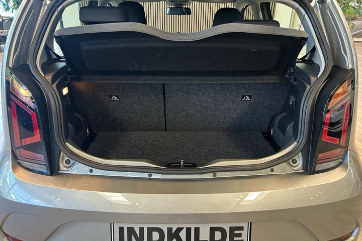 Grå VW up fra 2021