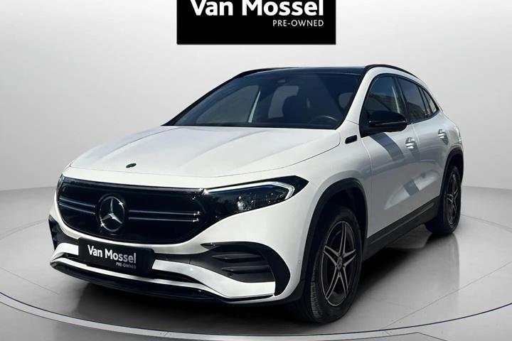 Hvid Mercedes EQA 250 fra 2021