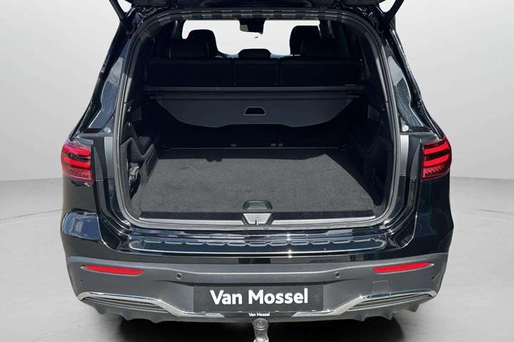 Sort Mercedes EQB 250+ fra 2025
