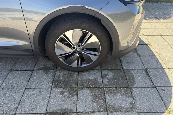 Grå Skoda Elroq fra 2025