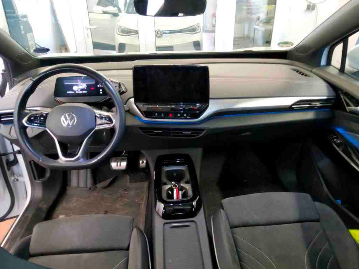 Hvid VW ID.4 fra 2023