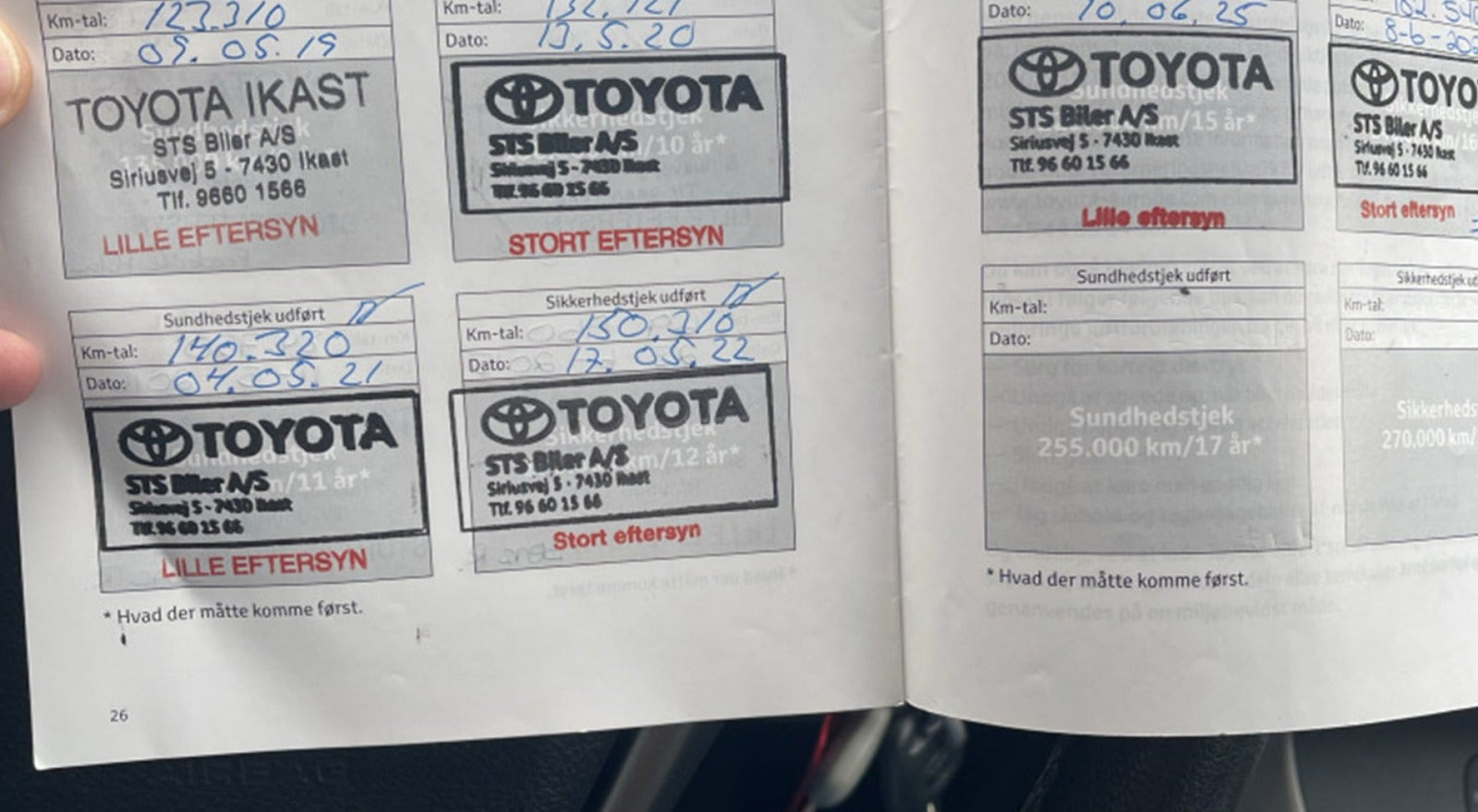 Sølv Toyota Verso fra 2010
