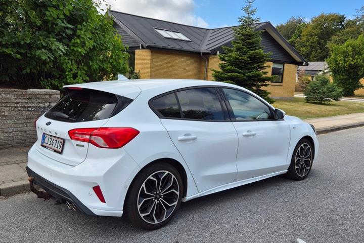 Hvid Ford Focus fra 2018