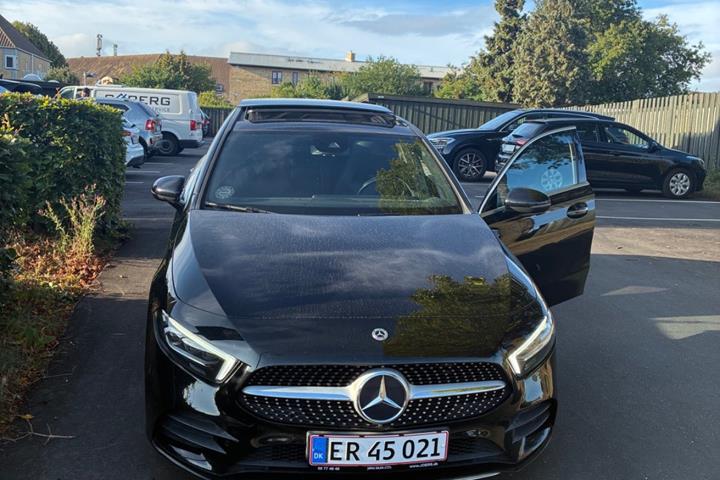 Sort Mercedes A200 fra 2021