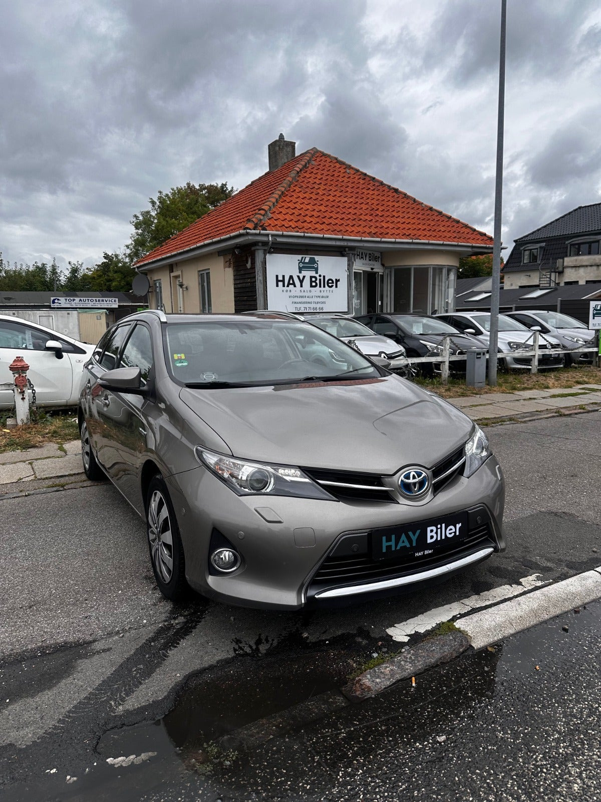 Toyota Auris 1,8 Hybrid H2+ Comfort Touring Sports CVT