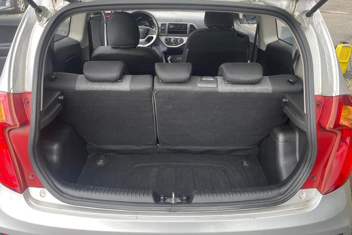 Grøn Kia Picanto fra 2014