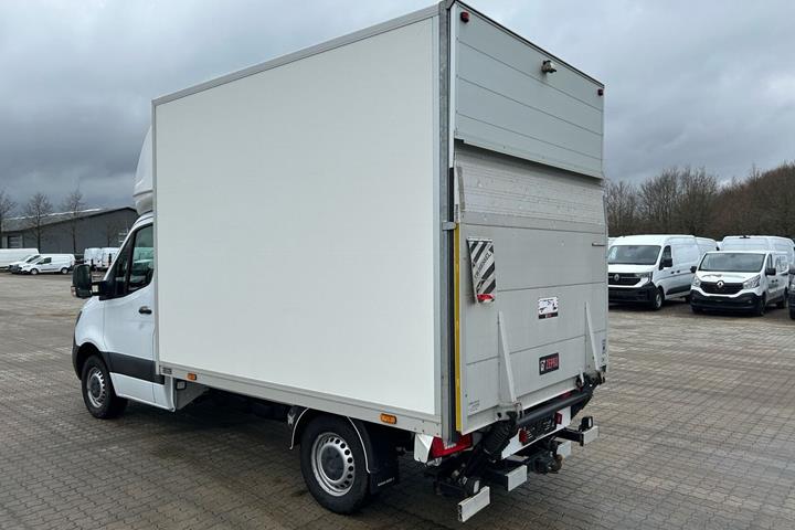 Hvid Mercedes Sprinter 317 fra 2022