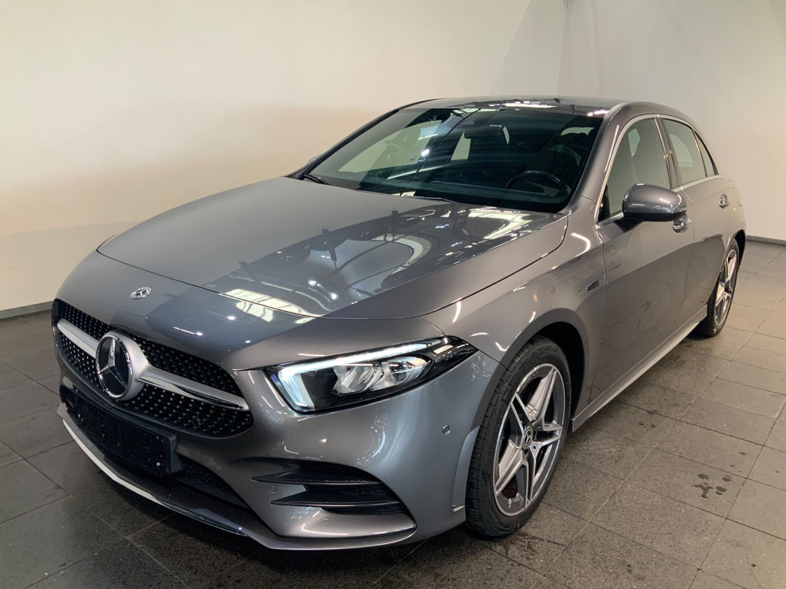 Mercedes A250 e 1,3 AMG Line aut.
