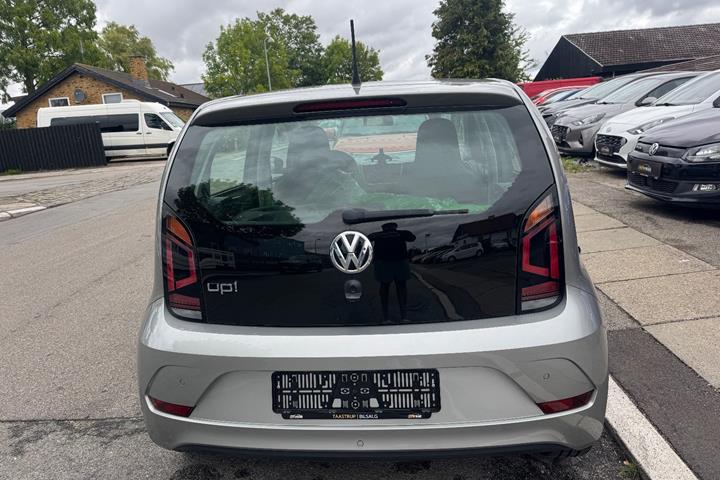 Sølv VW UP! fra 2019