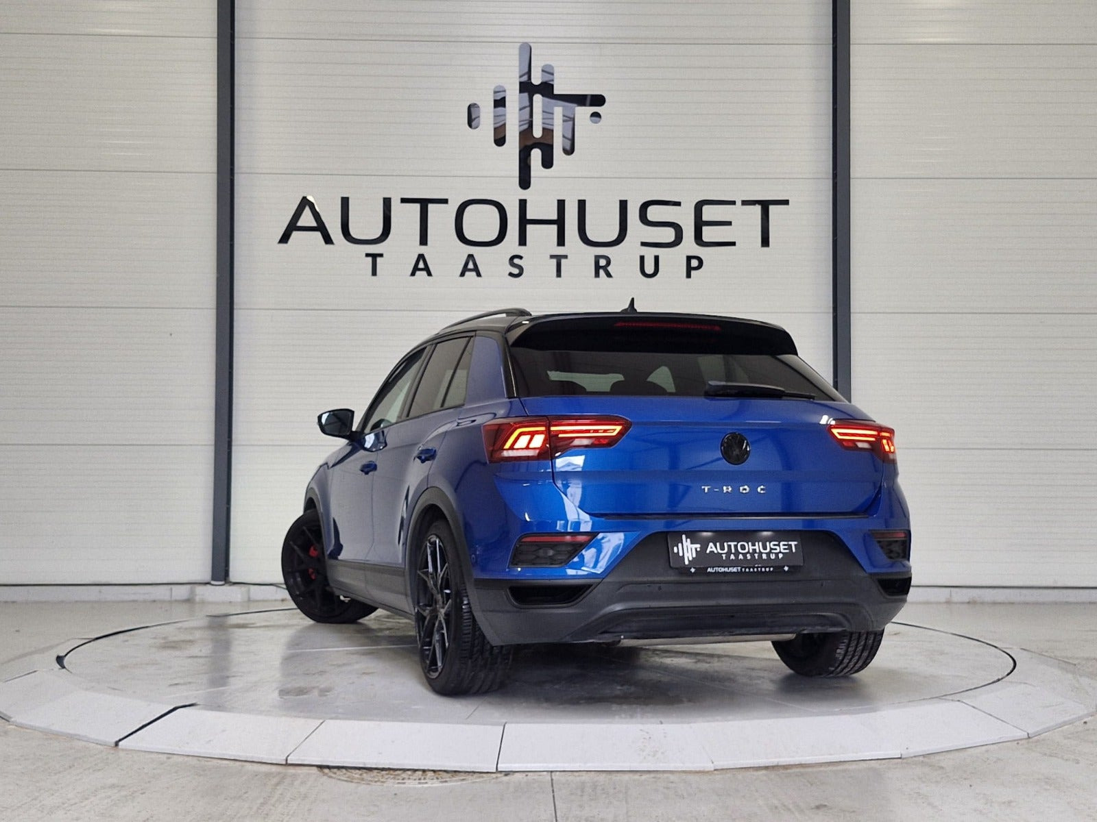 Blå VW T-Roc fra 2020