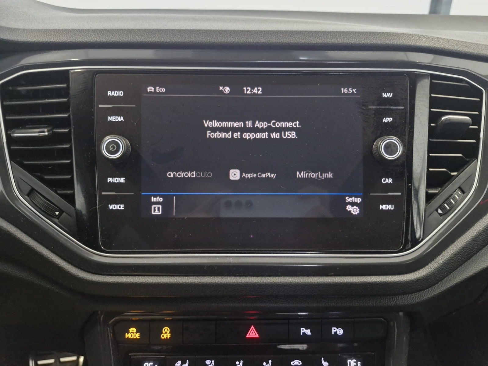 Blå VW T-Roc fra 2020