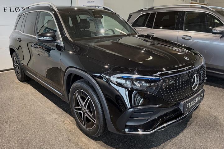 Sort Mercedes EQB250+ fra 2024