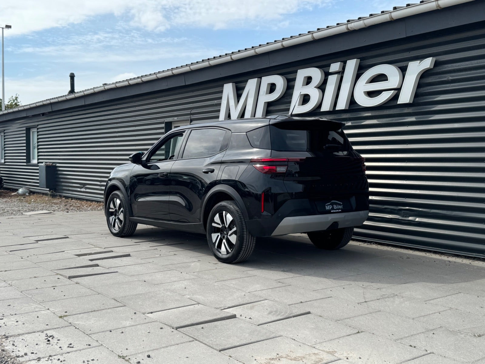 Grøn Opel Frontera fra 2025