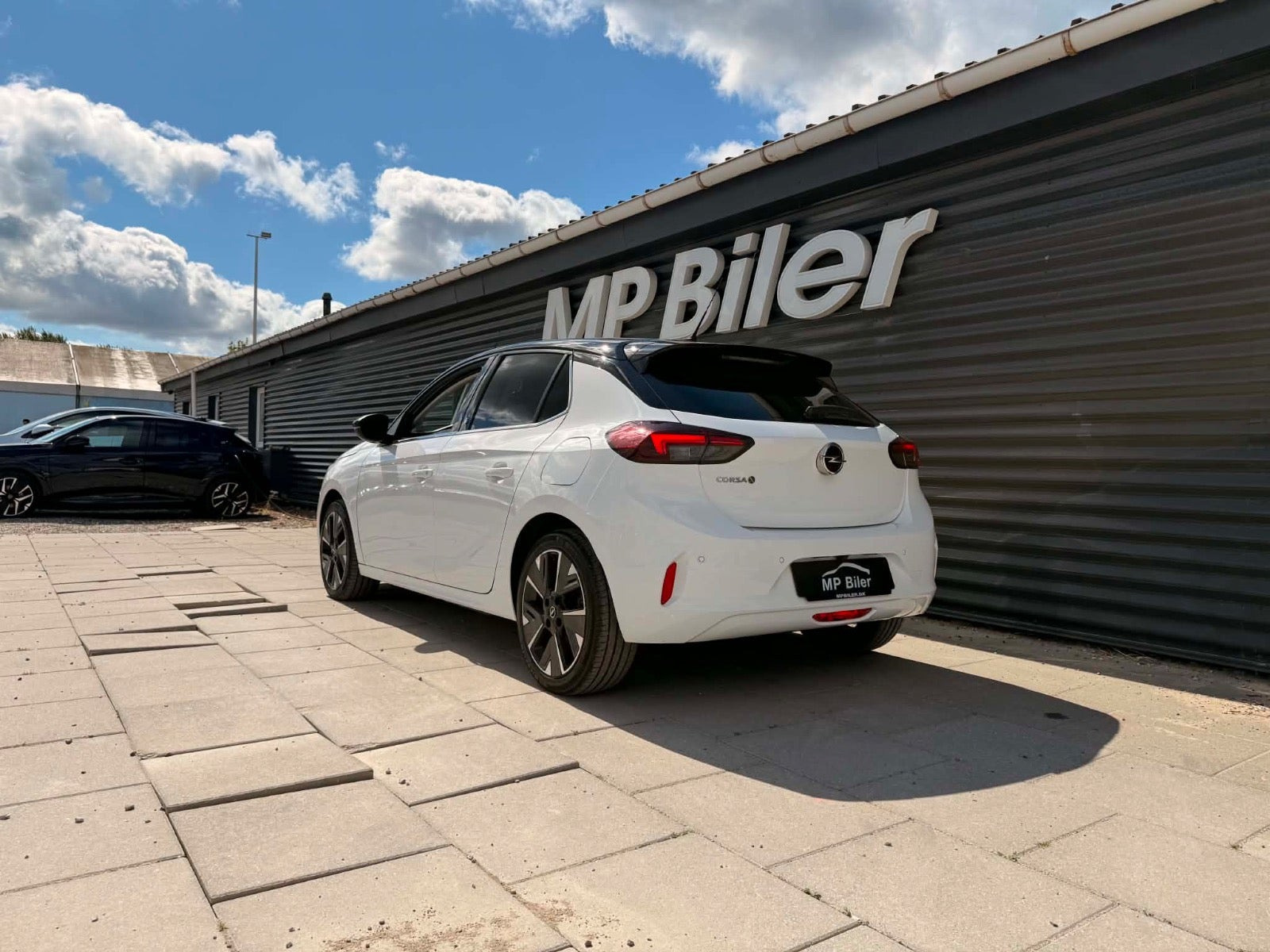 Hvid Opel Corsa-e fra 2021