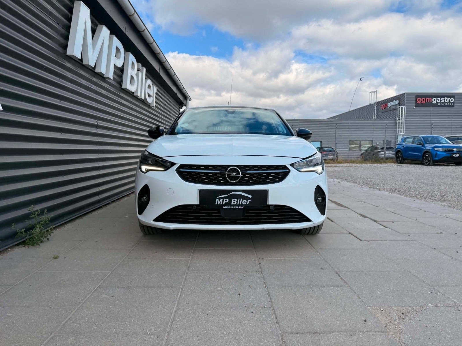 Hvid Opel Corsa-e fra 2021