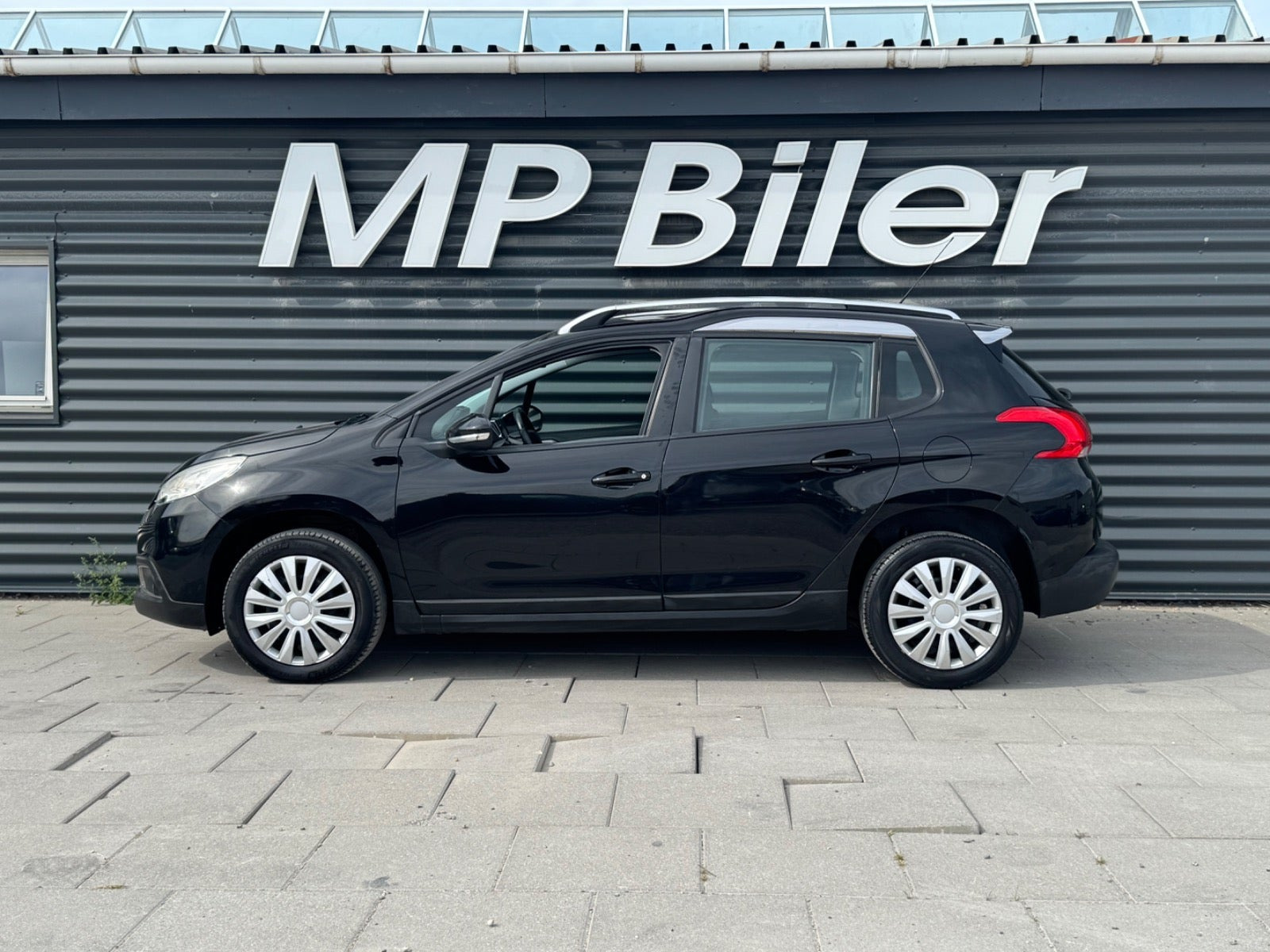 Grøn Peugeot 2008 fra 2013