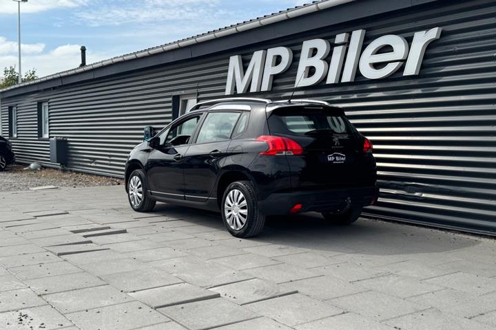 Grøn Peugeot 2008 fra 2013
