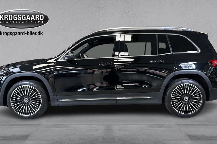 Sort Mercedes EQB250 fra 2023