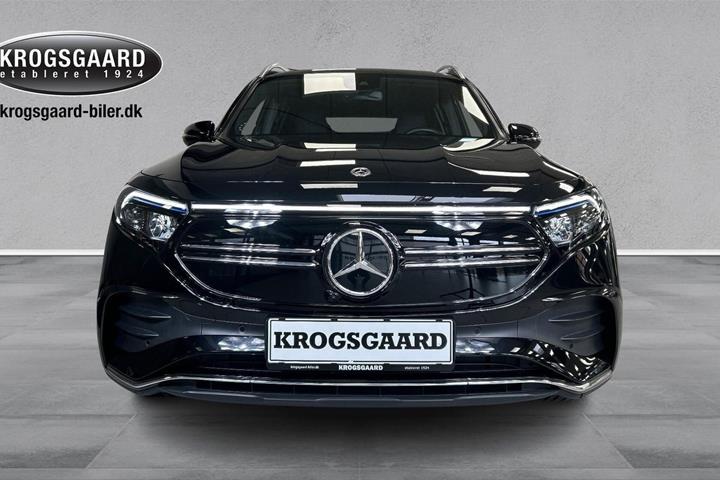 Sort Mercedes EQB250 fra 2023