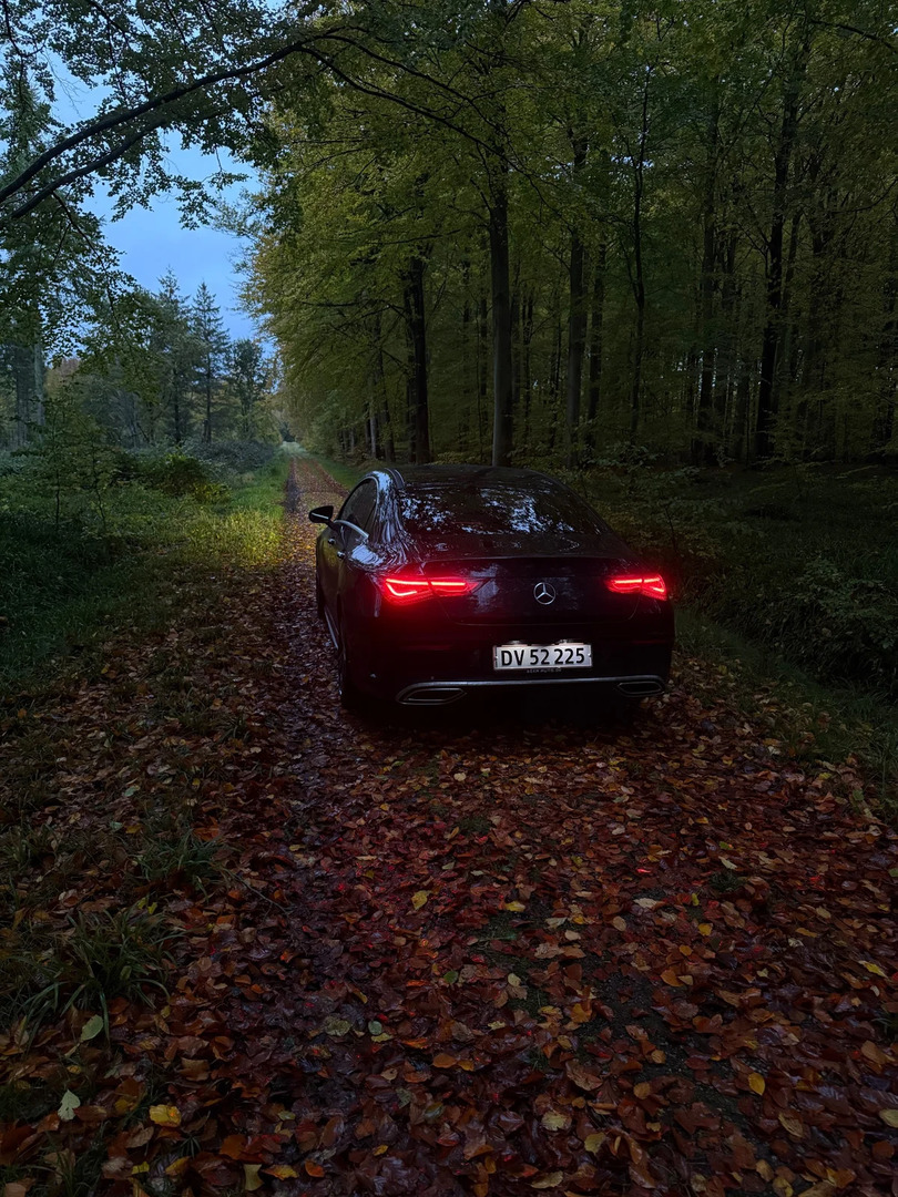 Sort Mercedes CLA200 fra 2020