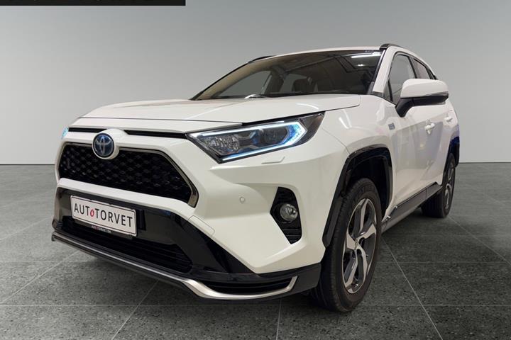 Hvid Toyota RAV4 fra 2020