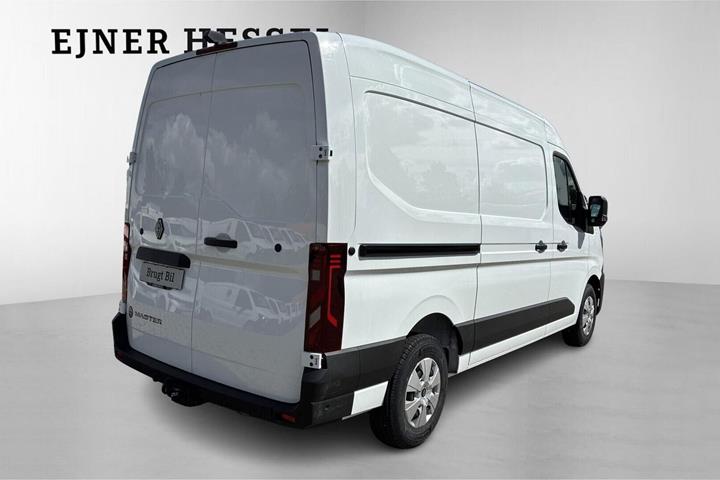 Hvid Renault Master V T33 fra 2025