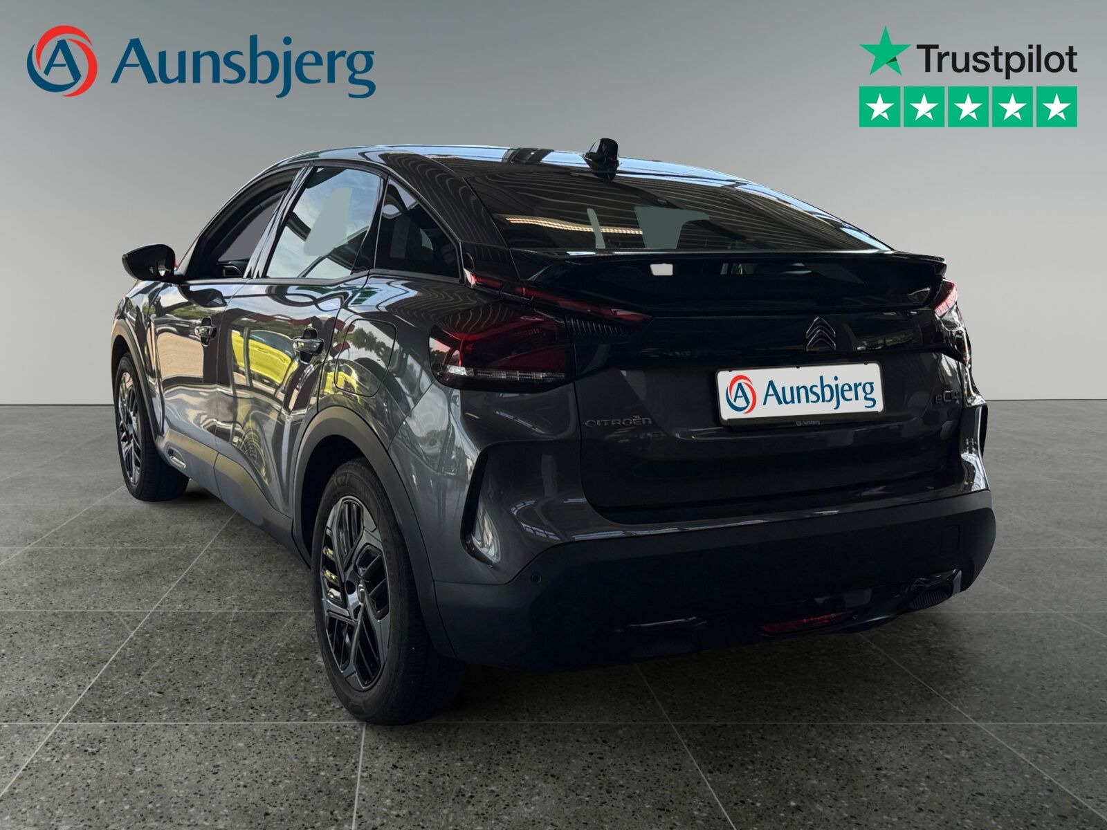 Grå Citroën ë-C4 fra 2024