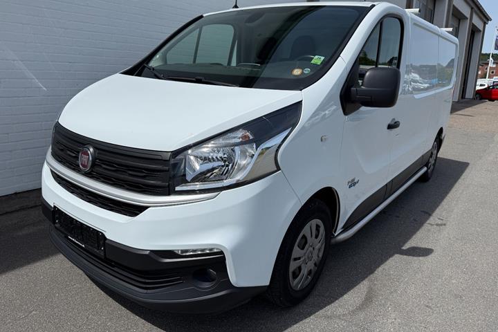 Hvid Fiat Talento fra 2021