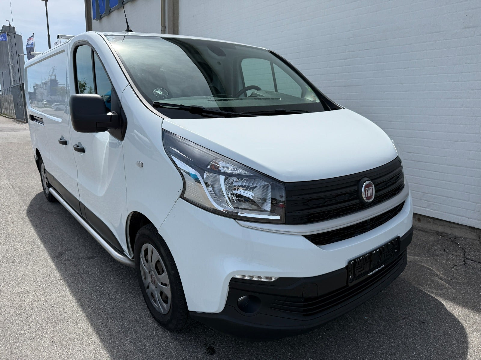 Hvid Fiat Talento fra 2021