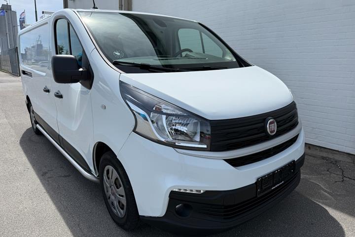 Hvid Fiat Talento fra 2021
