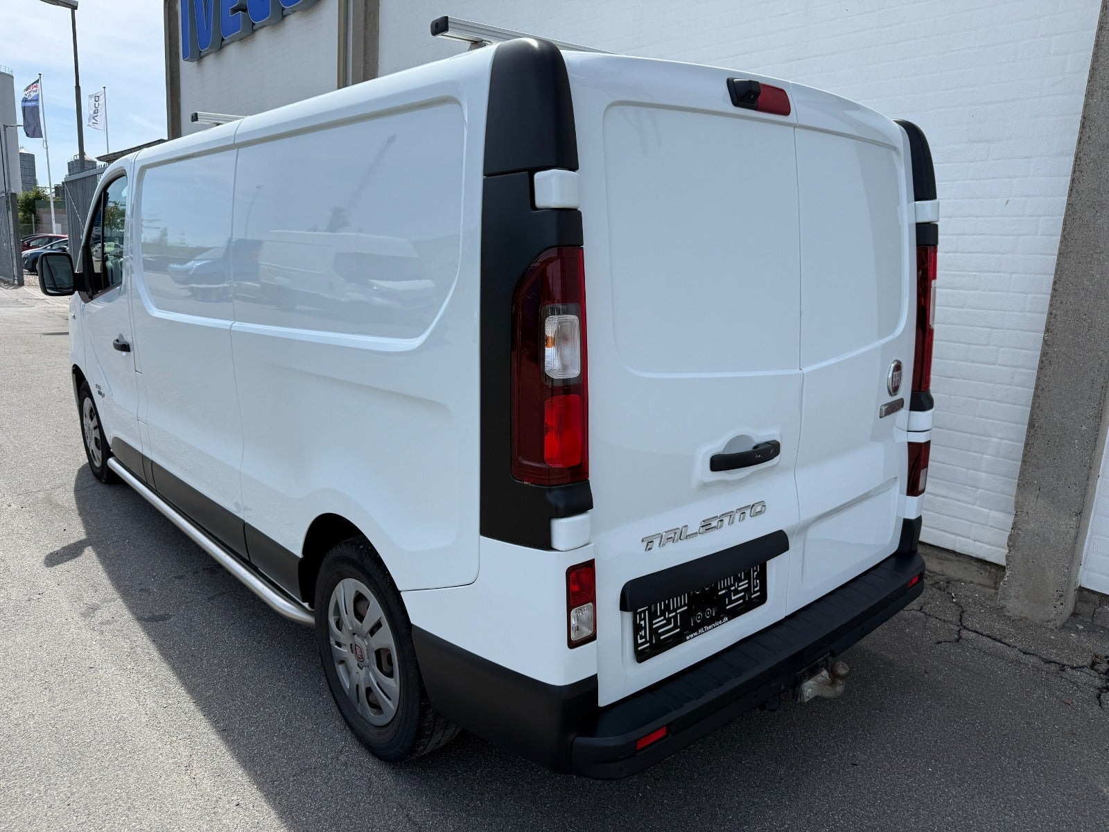 Hvid Fiat Talento fra 2021