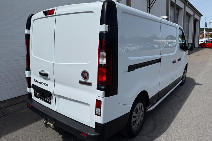 Hvid Fiat Talento fra 2021