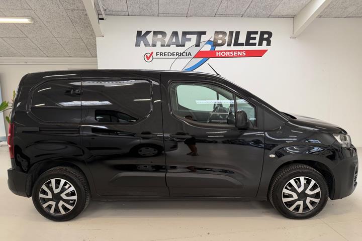 Sort Citroën Berlingo fra 2019