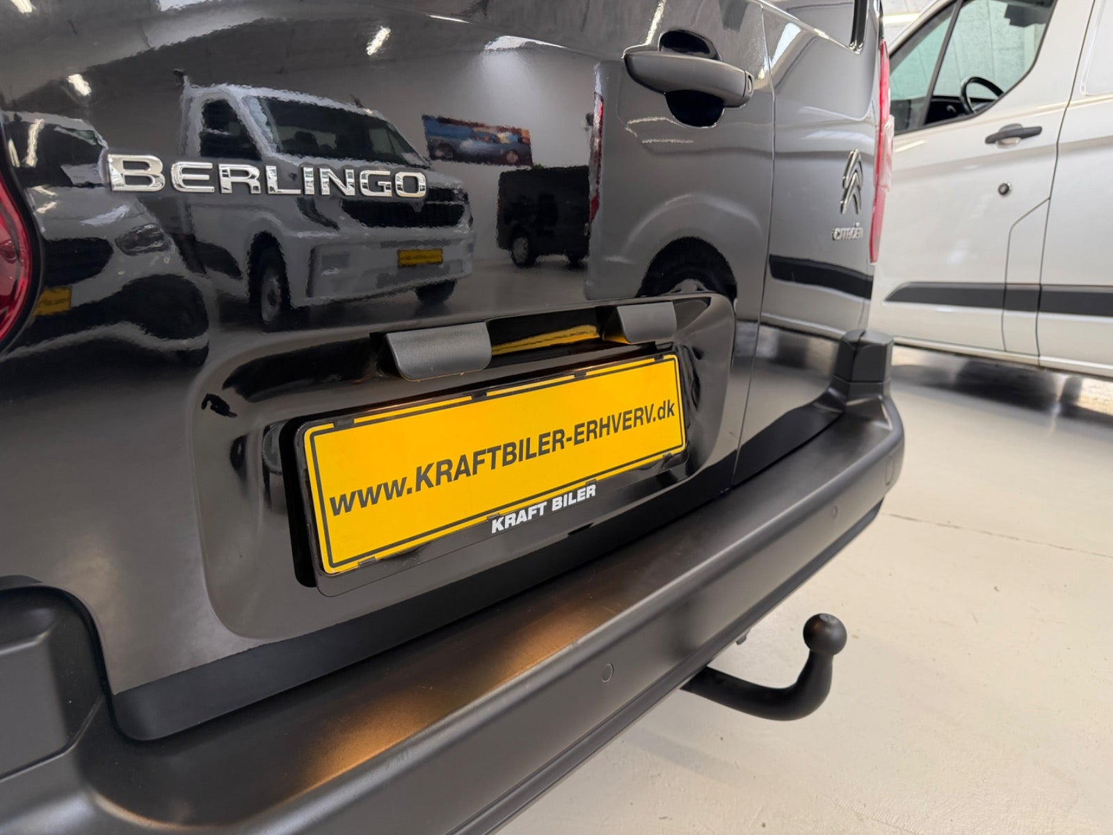 Sort Citroën Berlingo fra 2019