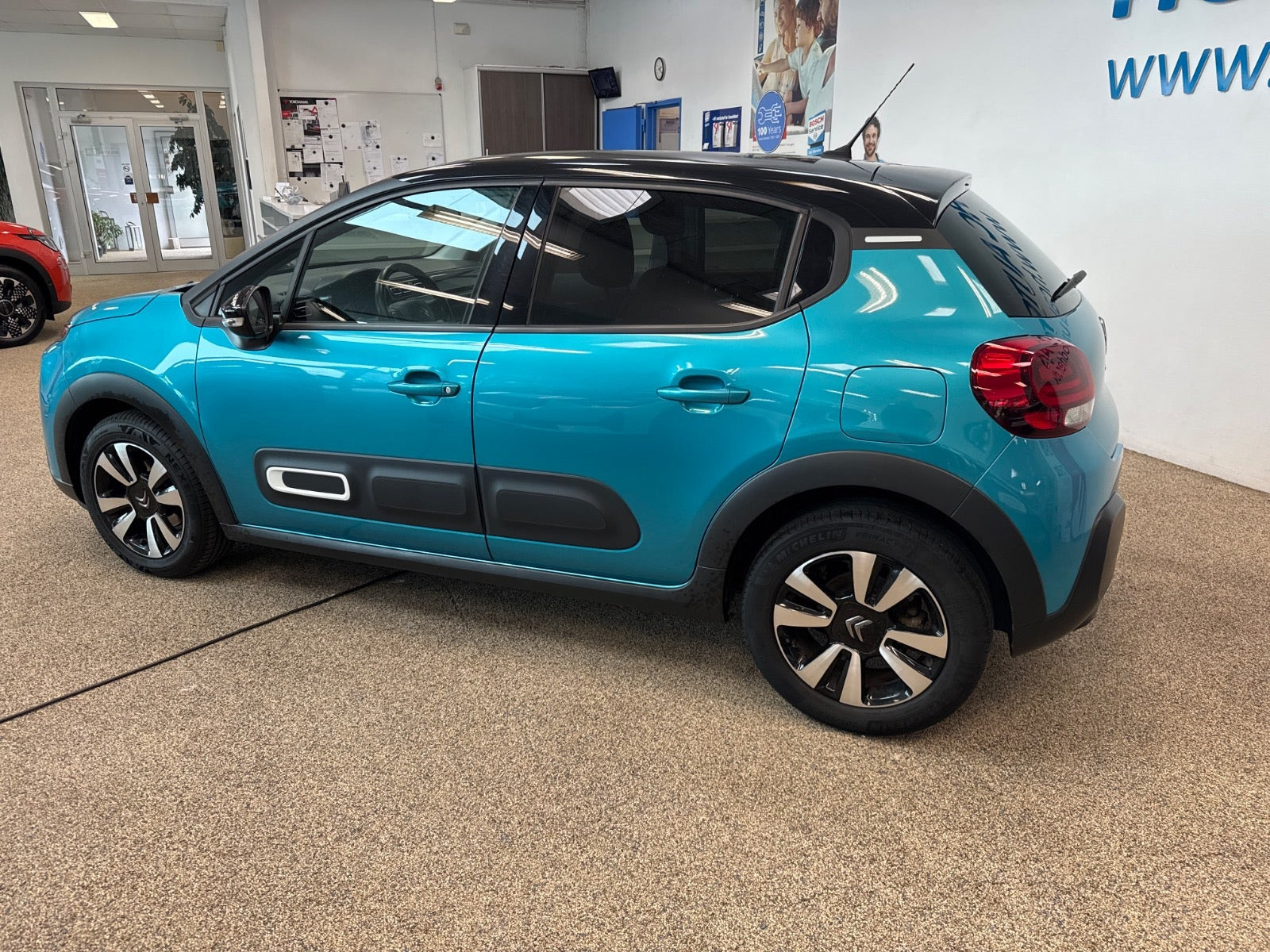 Turquoise Citroën C3 fra 2020