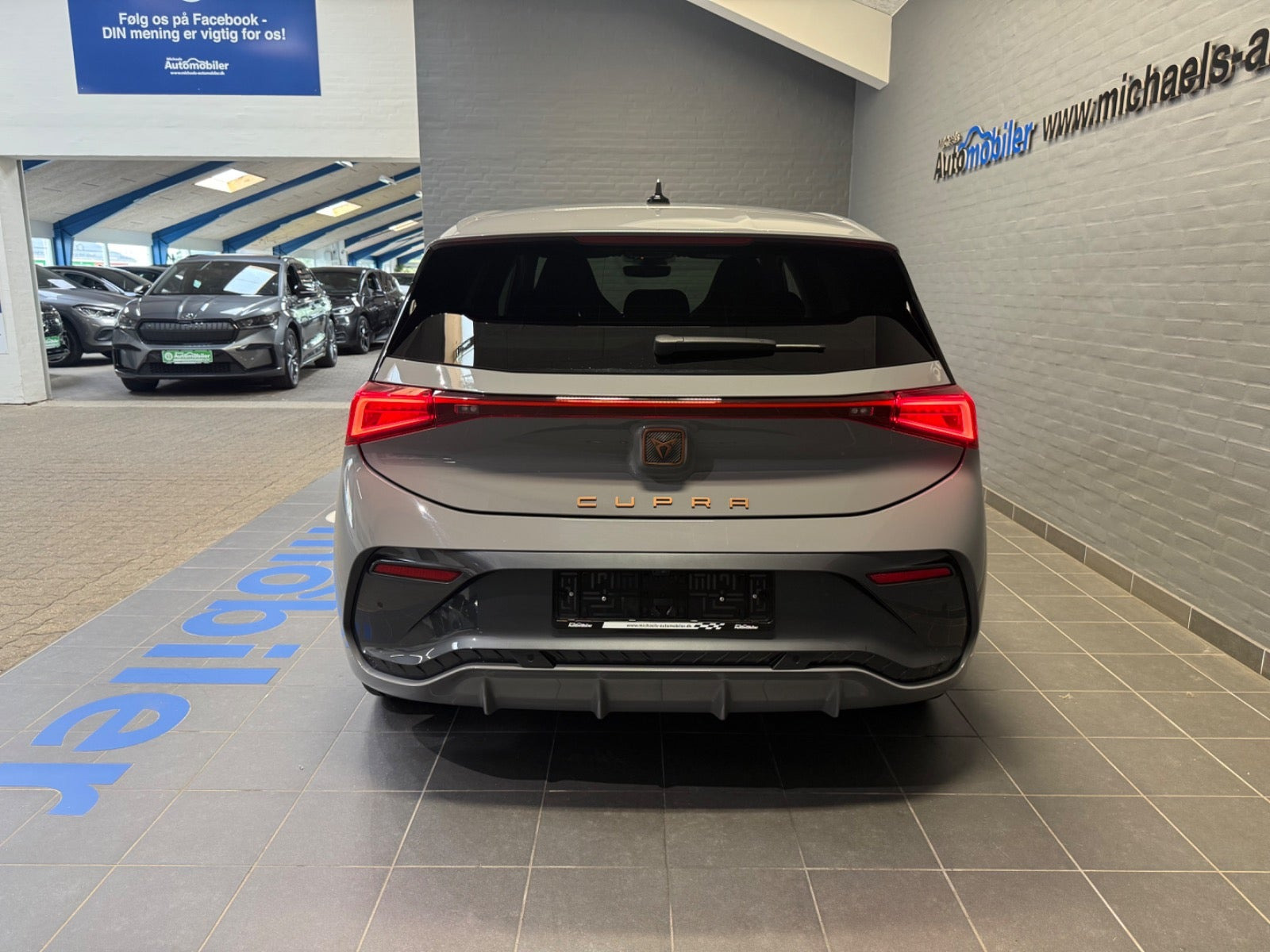 Grå Cupra Born fra 2024