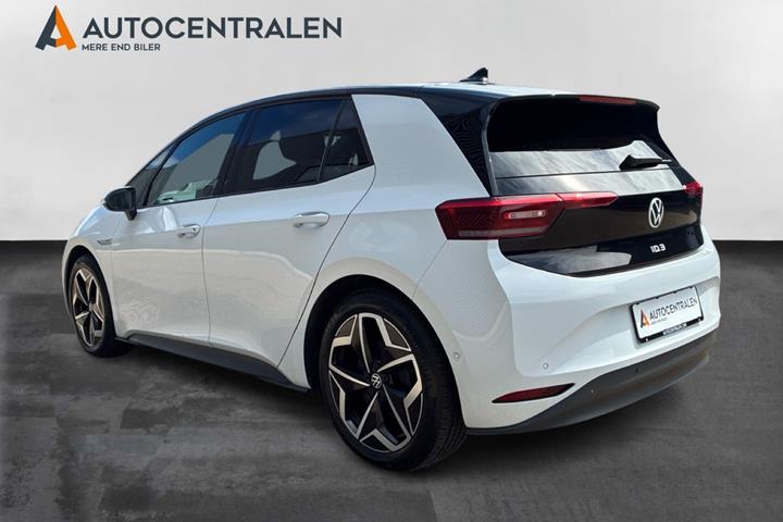 Hvid VW ID.3 fra 2023
