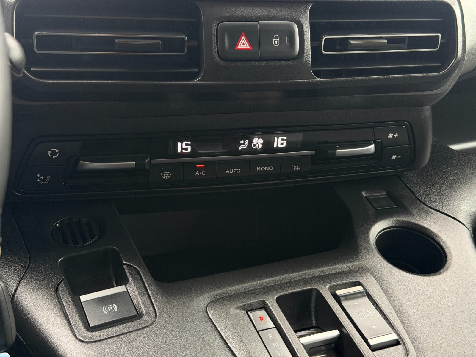 Sort Citroën ë-Berlingo fra 2023