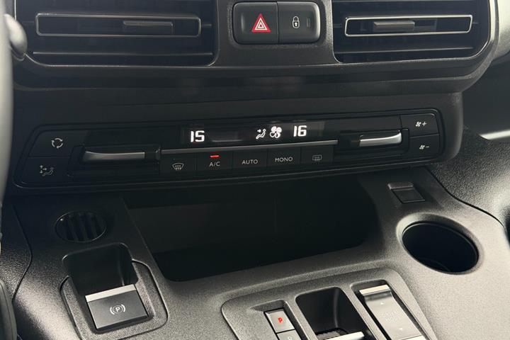 Sort Citroën ë-Berlingo fra 2023