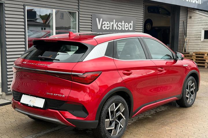Rød BYD Atto 3 fra 2022