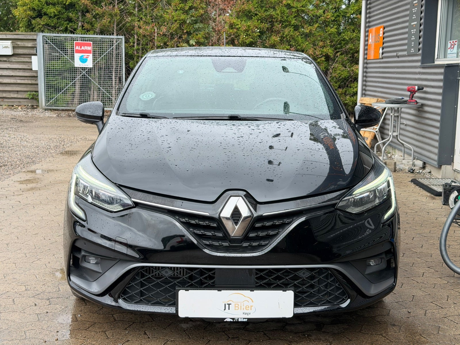 Sort Renault Clio V fra 2020