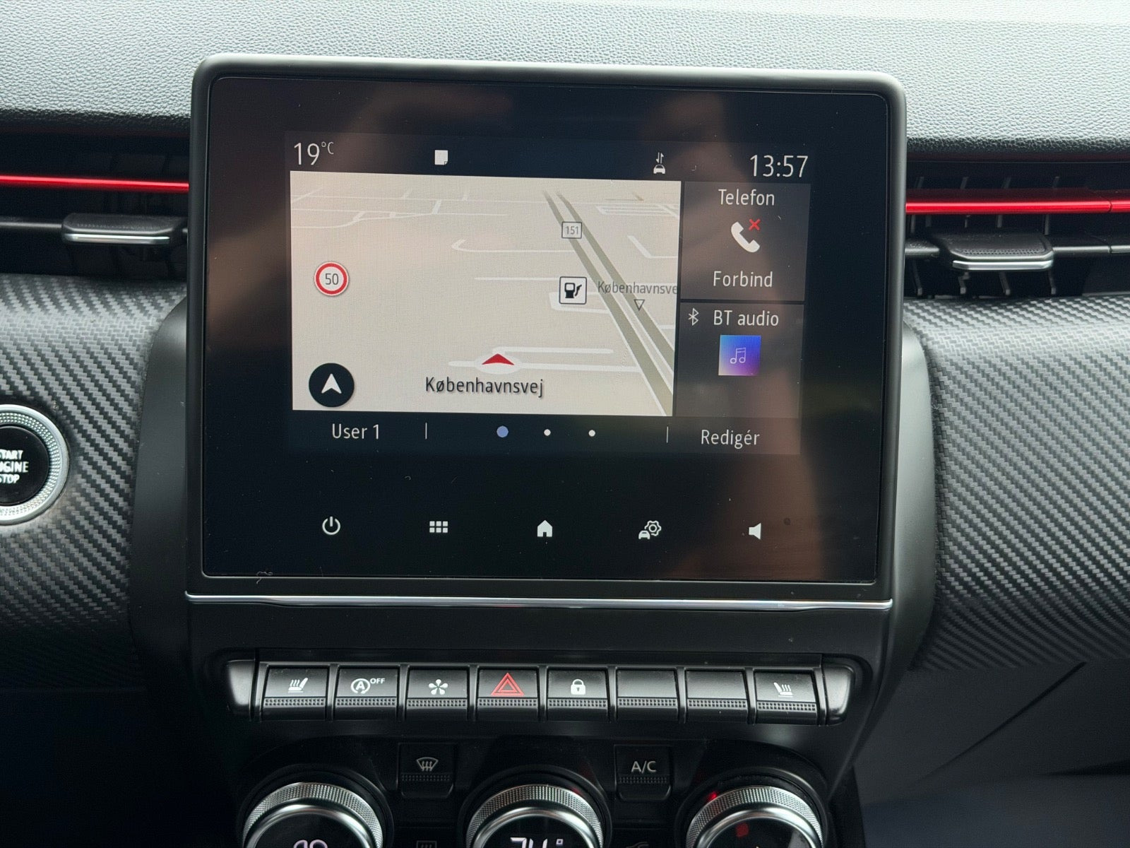 Sort Renault Clio V fra 2020
