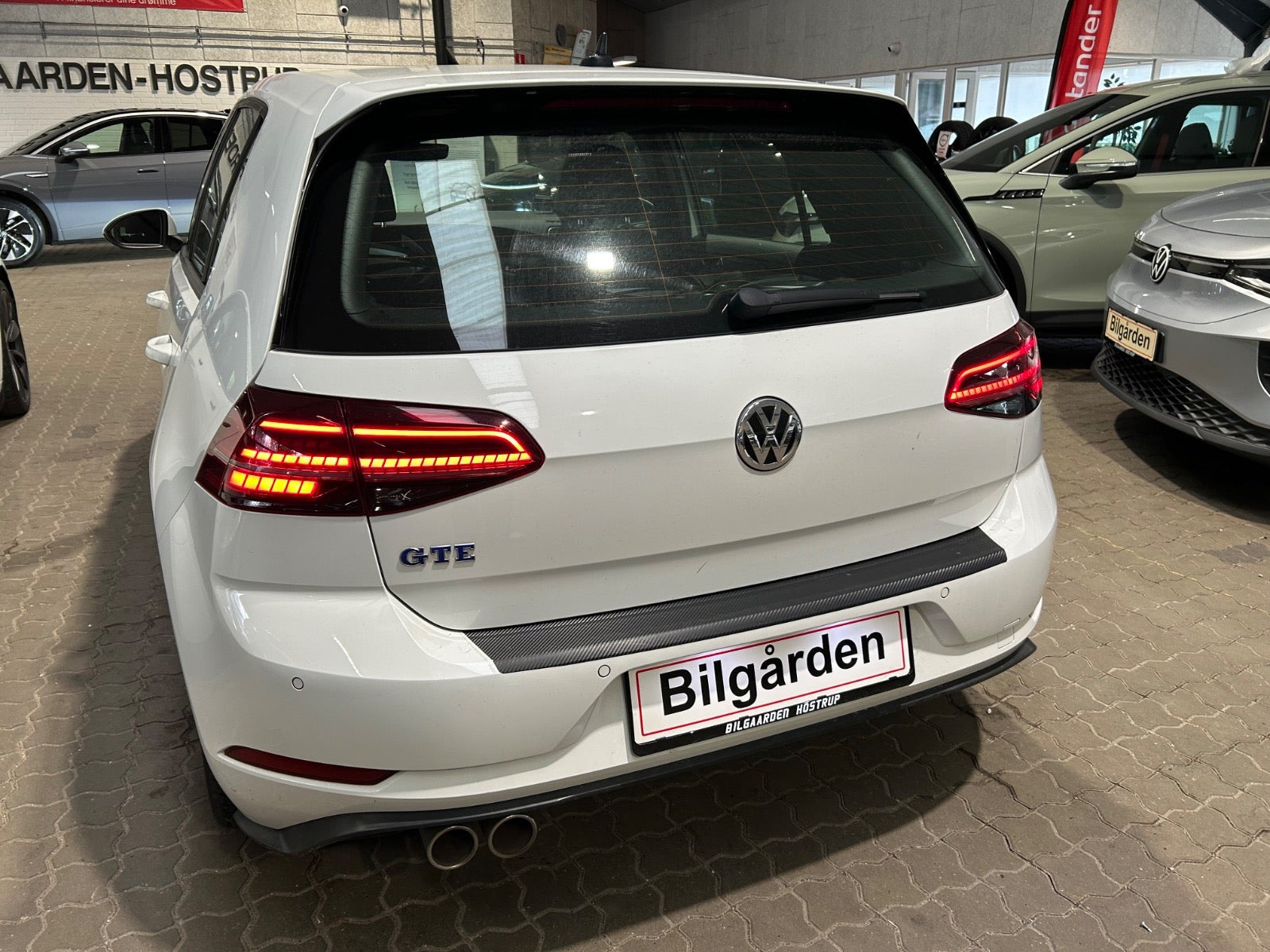 Hvid VW Golf VII fra 2020