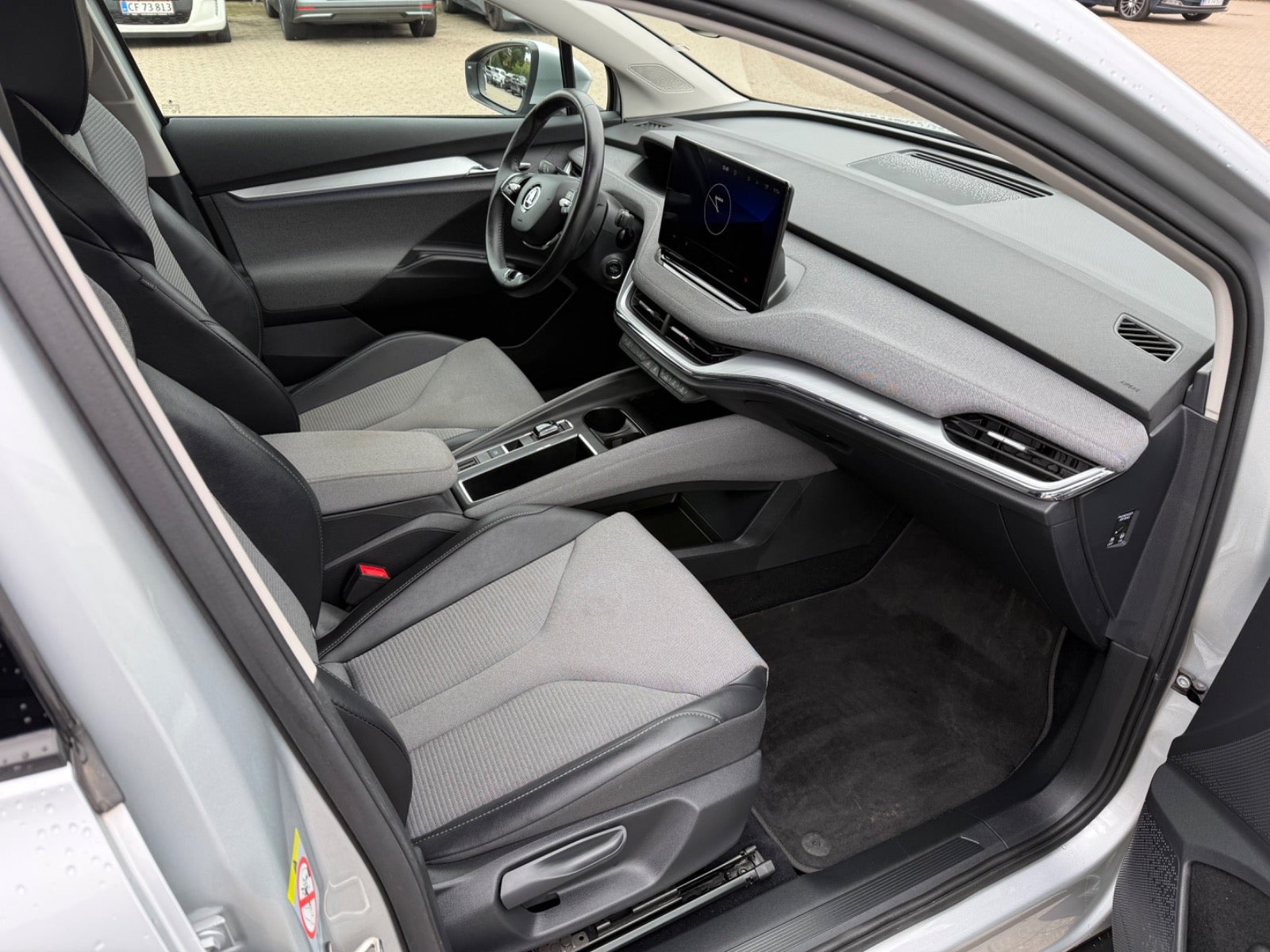 Sølv Skoda Enyaq fra 2023