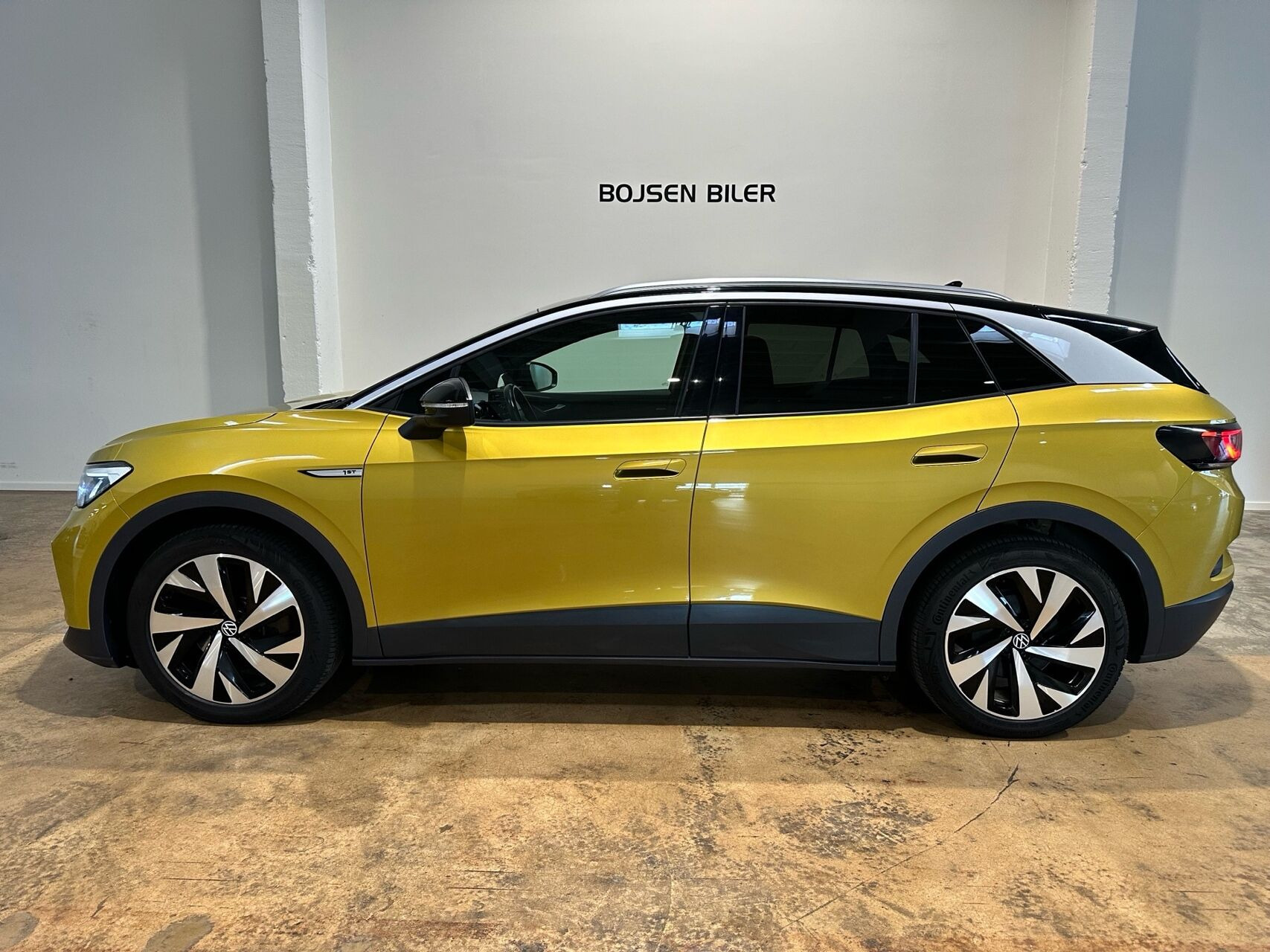 Gul VW ID.4 fra 2021