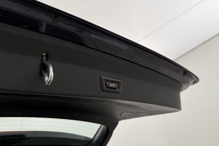 Sort BMW iX3 fra 2022
