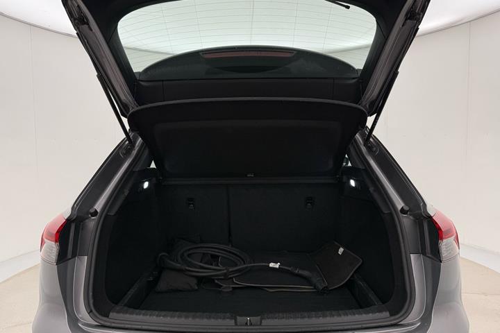 Grå Audi Q4 fra 2022
